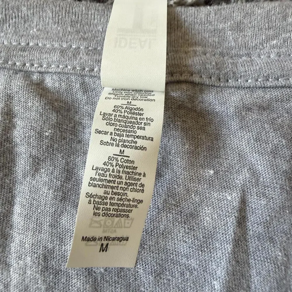 Vintage Style Rosie Riveter Trump Graphic Tee Gray V-Neck Size M - Picture 5 of 7